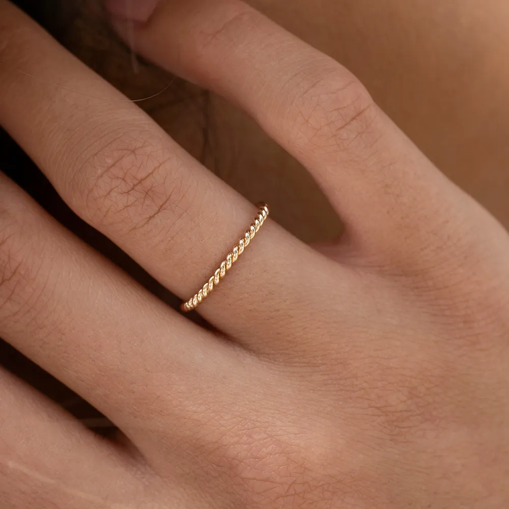Twisted Ring